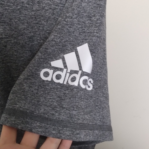 Adidas Free Lift Grey Short Sleeve Athletic Tee Shirt Size Medium - Picture 8 of 11